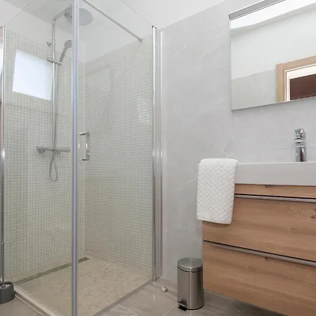 Σπίτι διακοπών Beautiful In With Sauna *